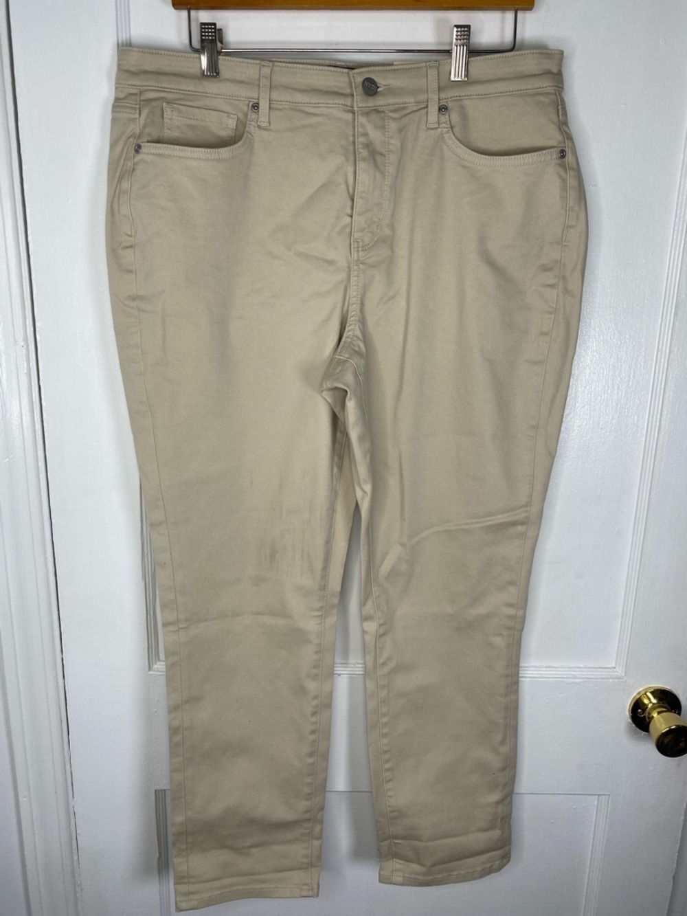 NYDJ NWT 14P Beige Margot Girlfriend Lift Tuck Technology Straight-Leg Jeans
